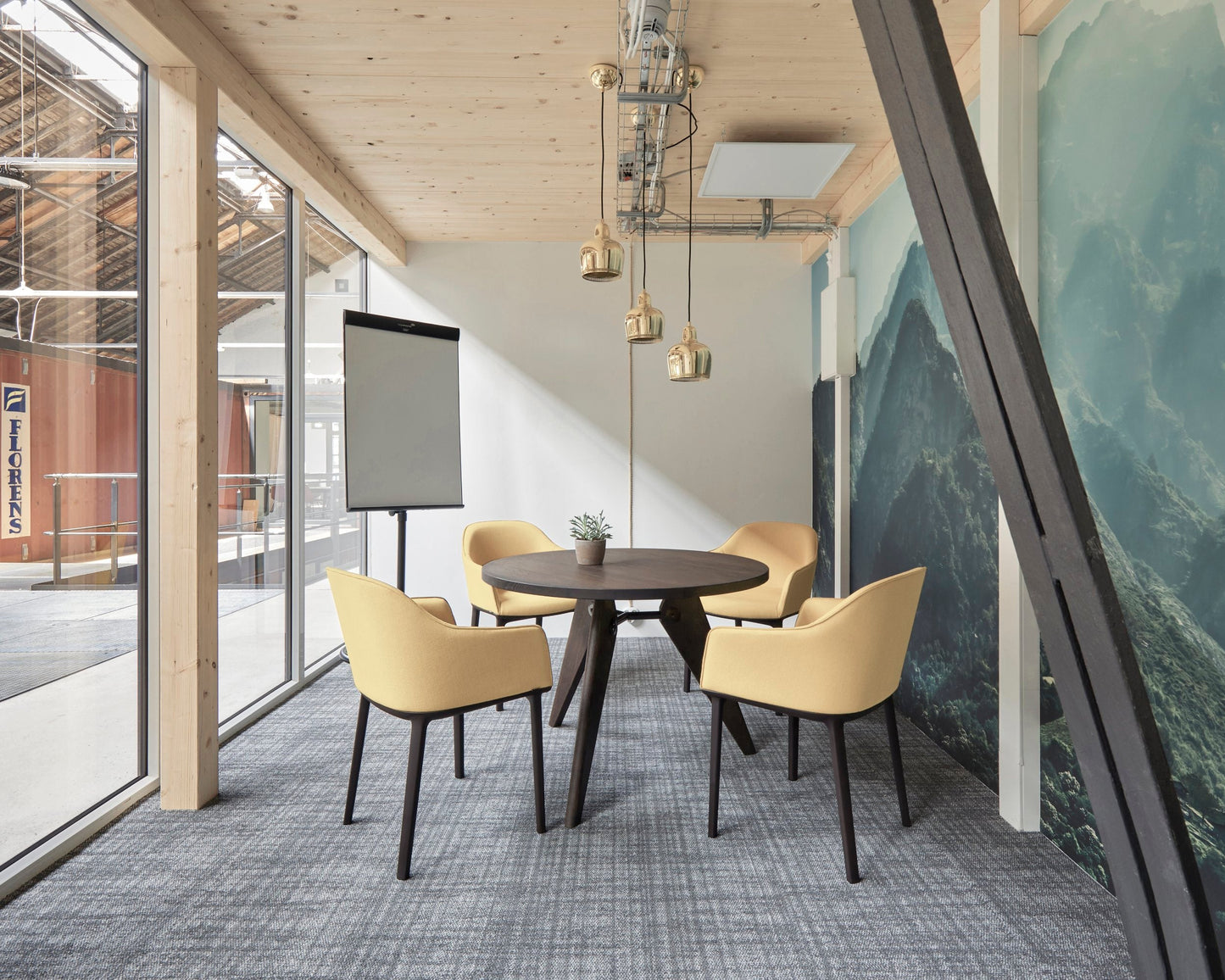 Softshell Armchair