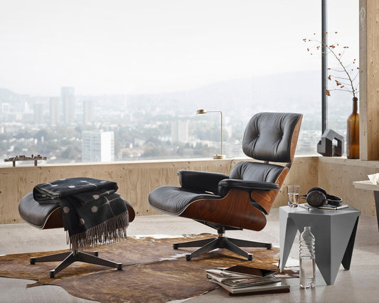 Lounge Chair & Ottoman – Charles & Ray Eames