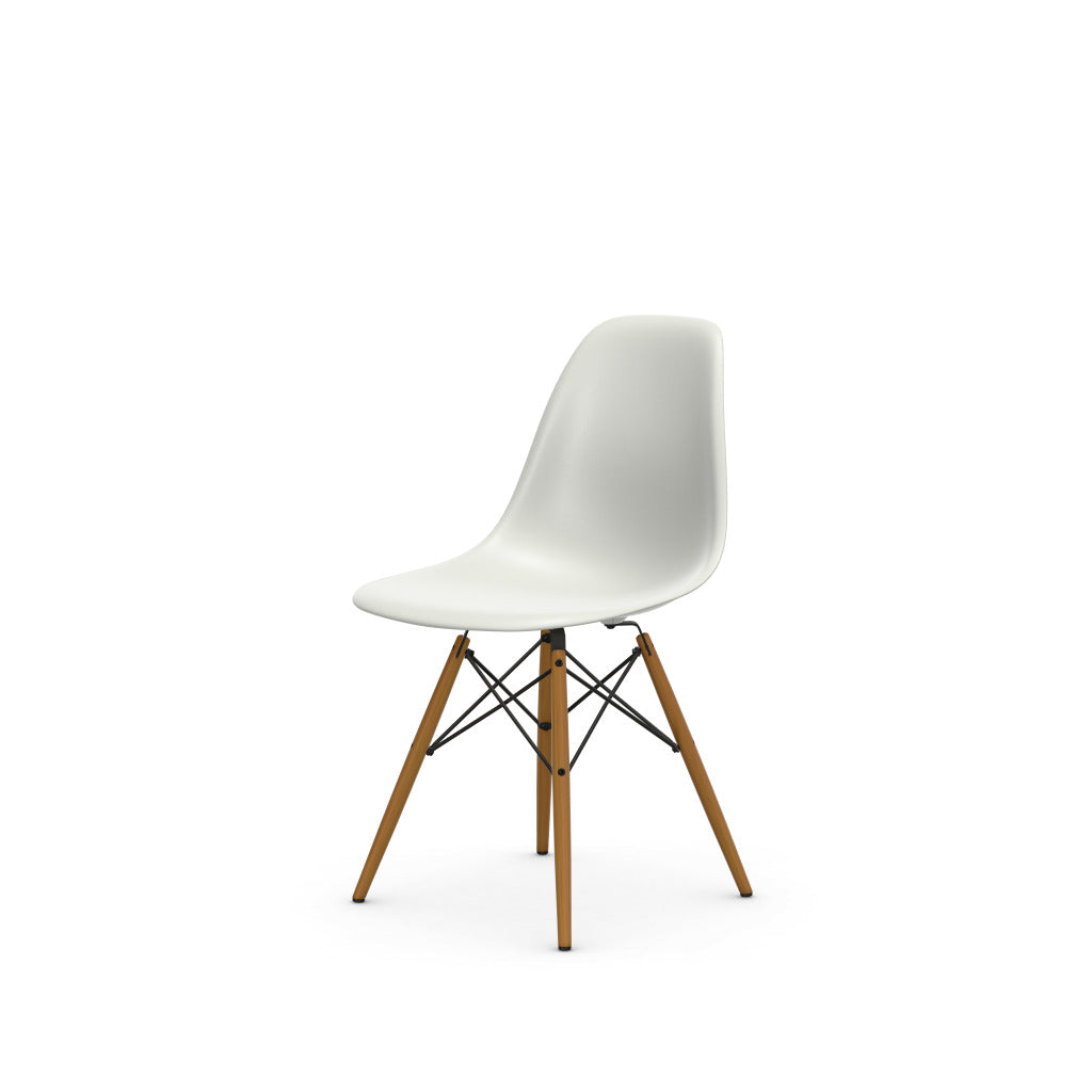 Eames Plastic Side Chair RE DSW