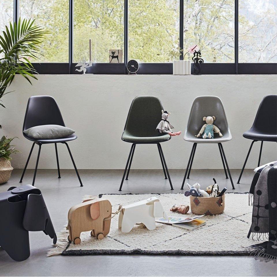 Eames Elephant