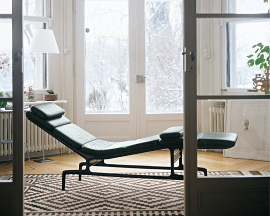 Soft Pad Chaise ES 106 – Charles & Ray Eames