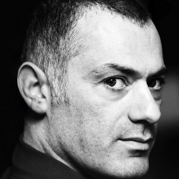 Arik Levy