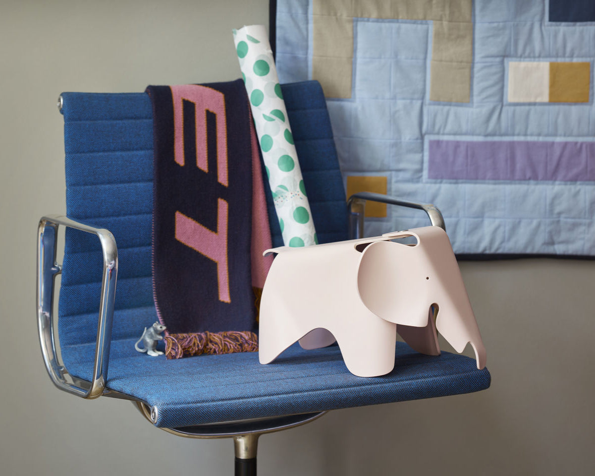 Eames Elephant