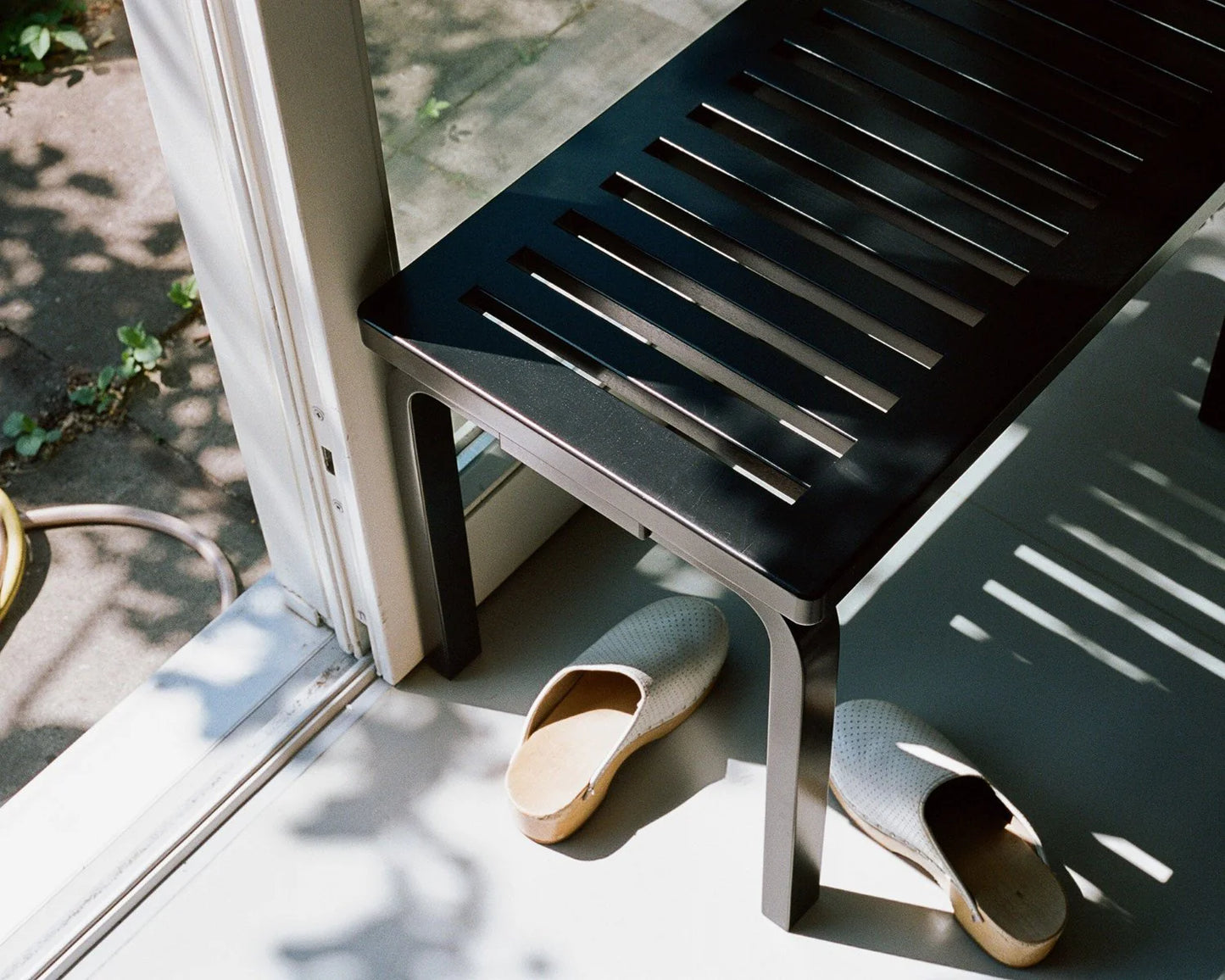 Bench 153B