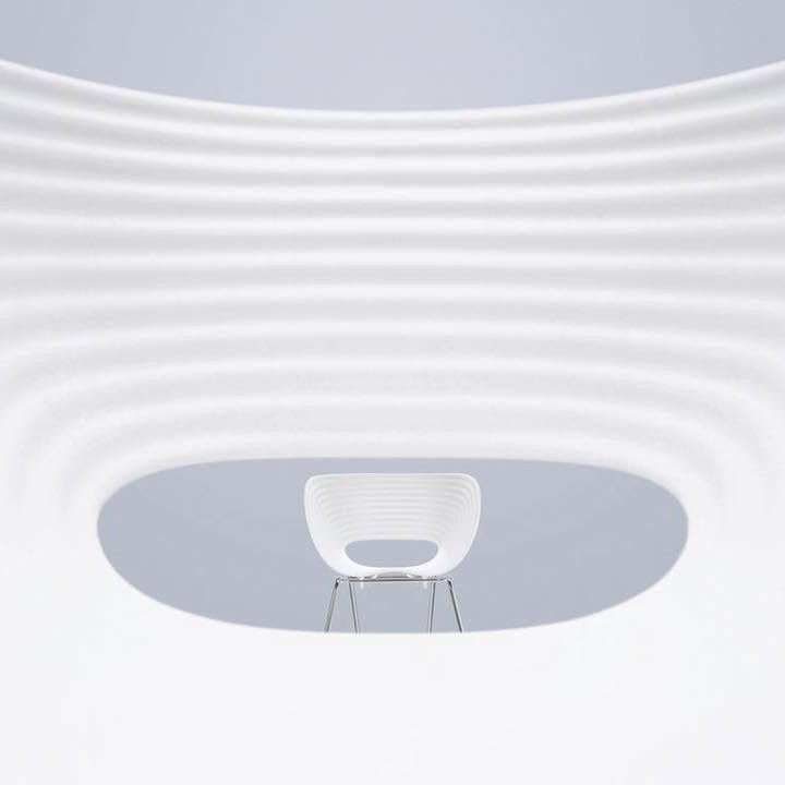 Tom Vac Chair