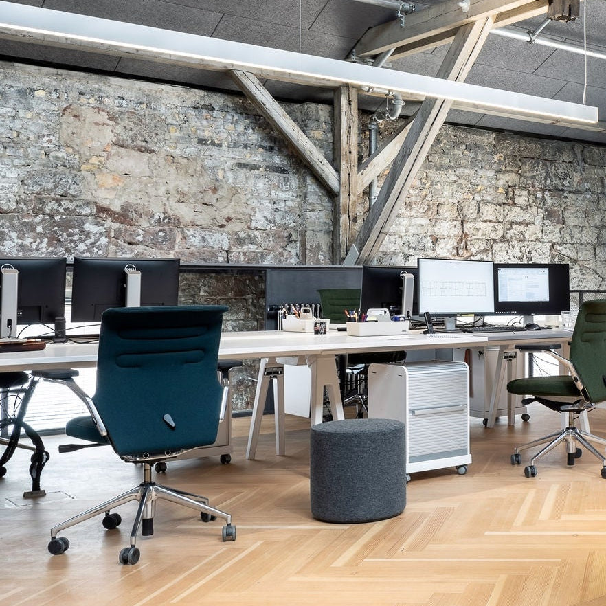 Follow Me 1
