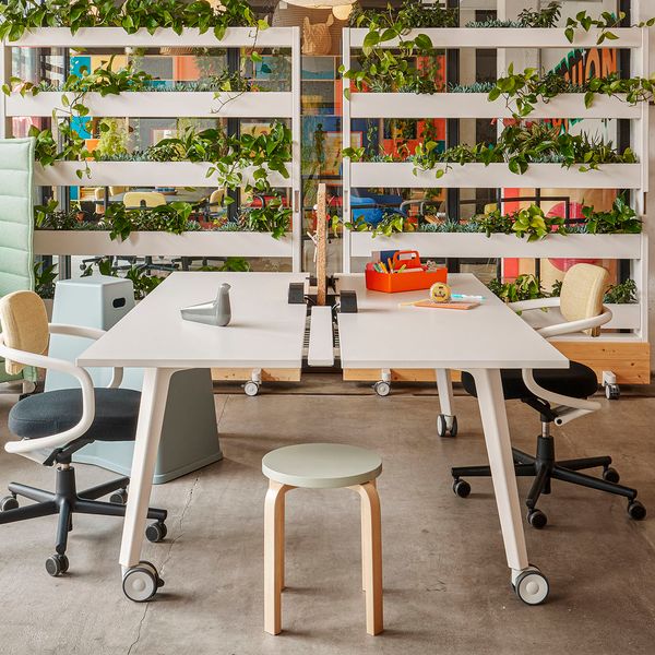 Dancing Wall Examples Dancing Wall – Vitra Circle Store