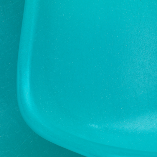 Eames Fiberglass Side Chair DSR – Charles & Ray Eames