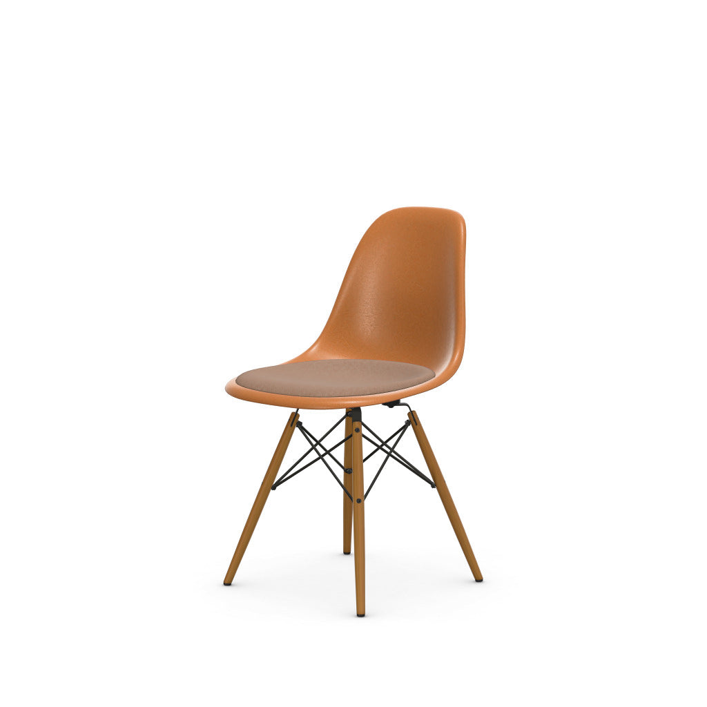 Eames Fiberglass Side Chair DSW