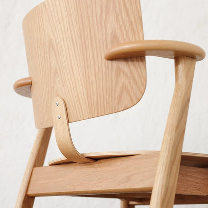 Domus Chair