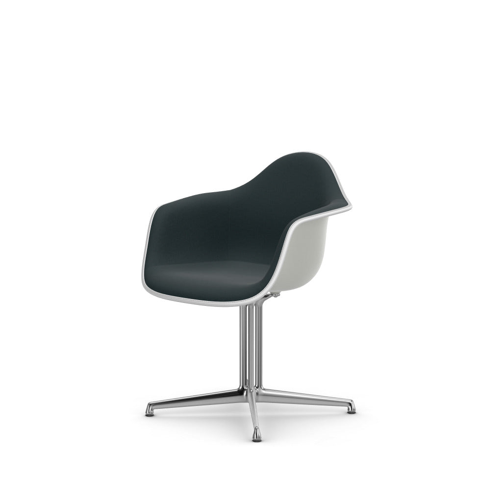 Eames Plastic Armchair DAL