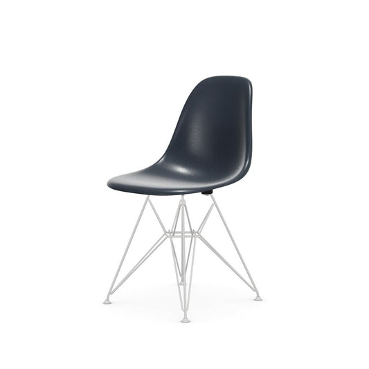 Eames Fiberglass Side Chair DSR