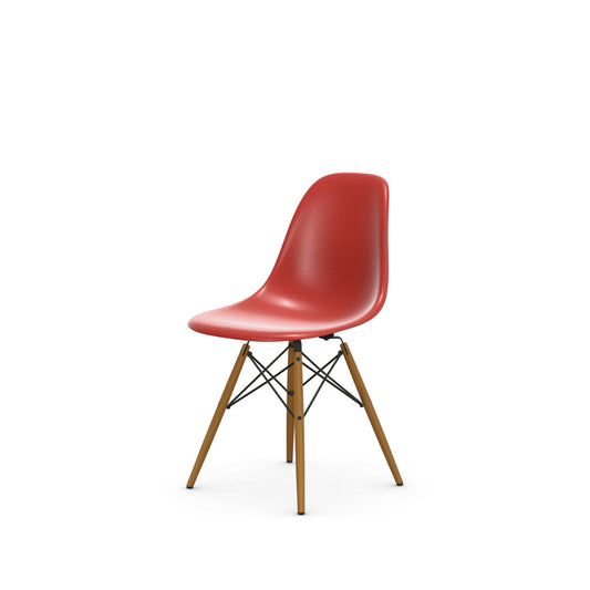 Eames Fiberglass Side Chair DSW