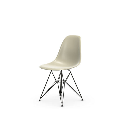 Eames Plastic Side Chair RE DSR