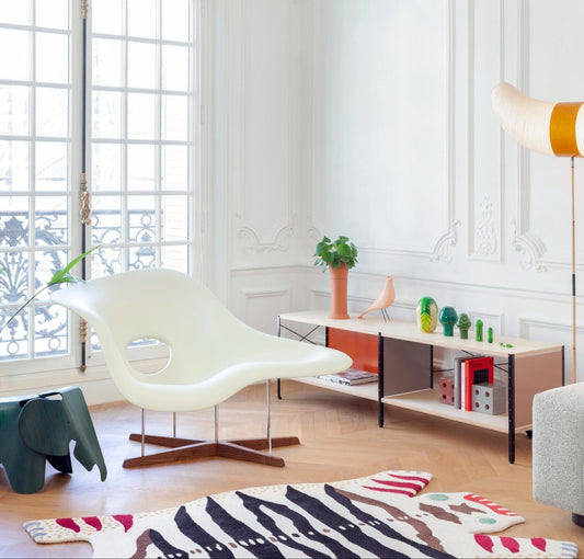 La Chaise – Charles & Ray Eames