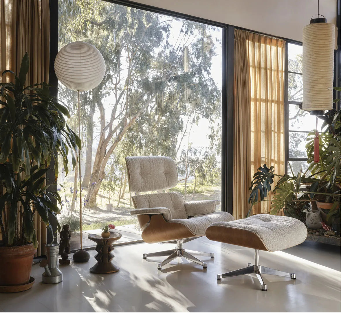 Lounge Chair & Ottoman