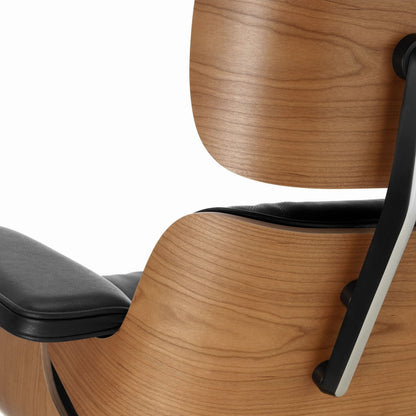 Lounge Chair and Ottoman
