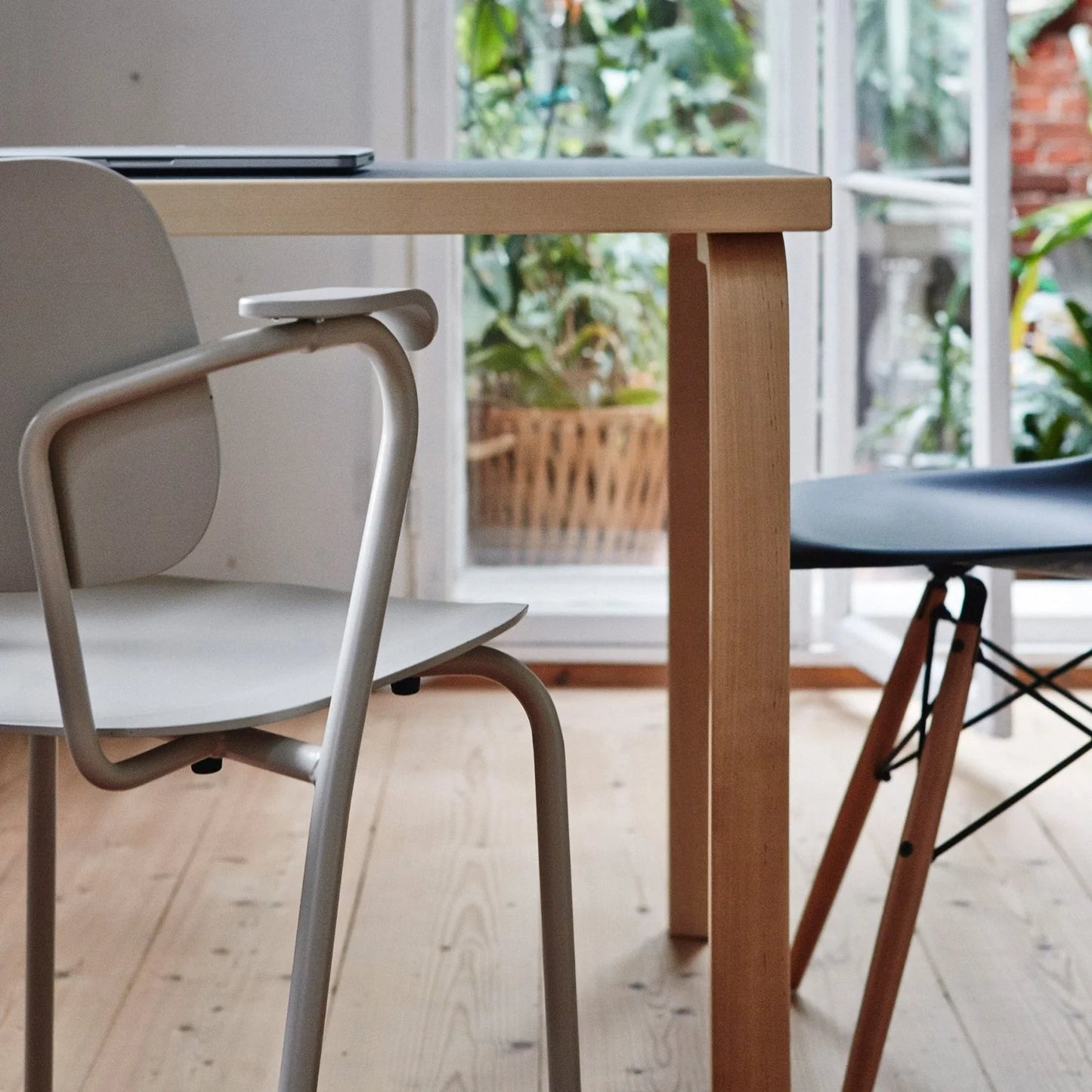Aalto Table 81A
