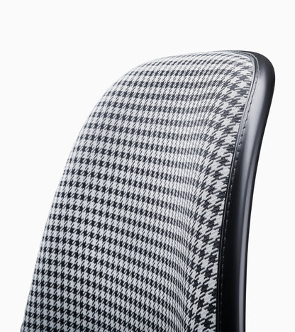 Eames Plastic Side Chair DSW Pepita Edition