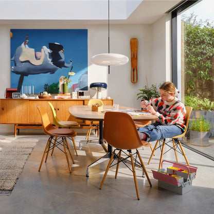 Eames Fiberglass Side Chair DSW