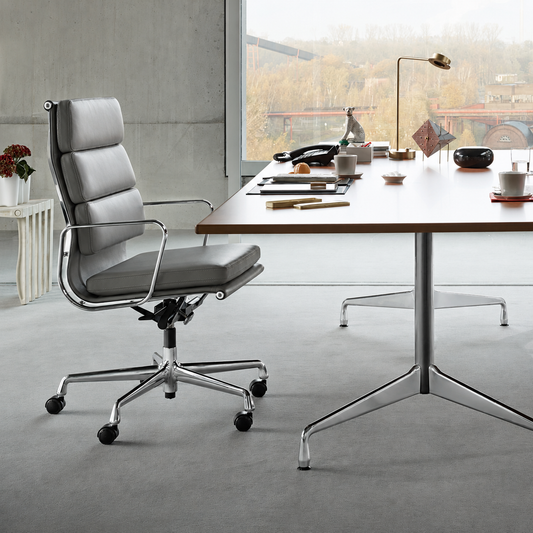 EA 219 – Charles & Ray Eames